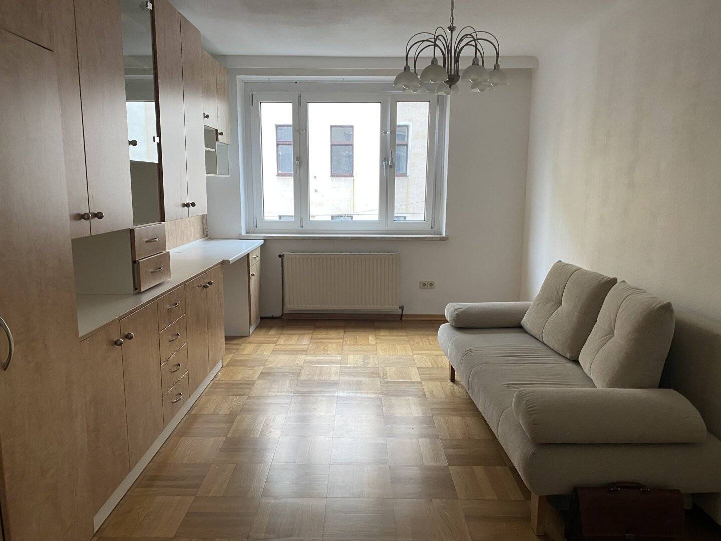 3 getrennt begehbare Zimmer; Zentrale Lage - Botanischer Garten