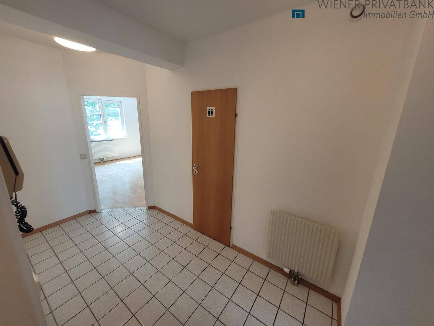 SCHÖNES & RUHIGES BÜRO IN 1080