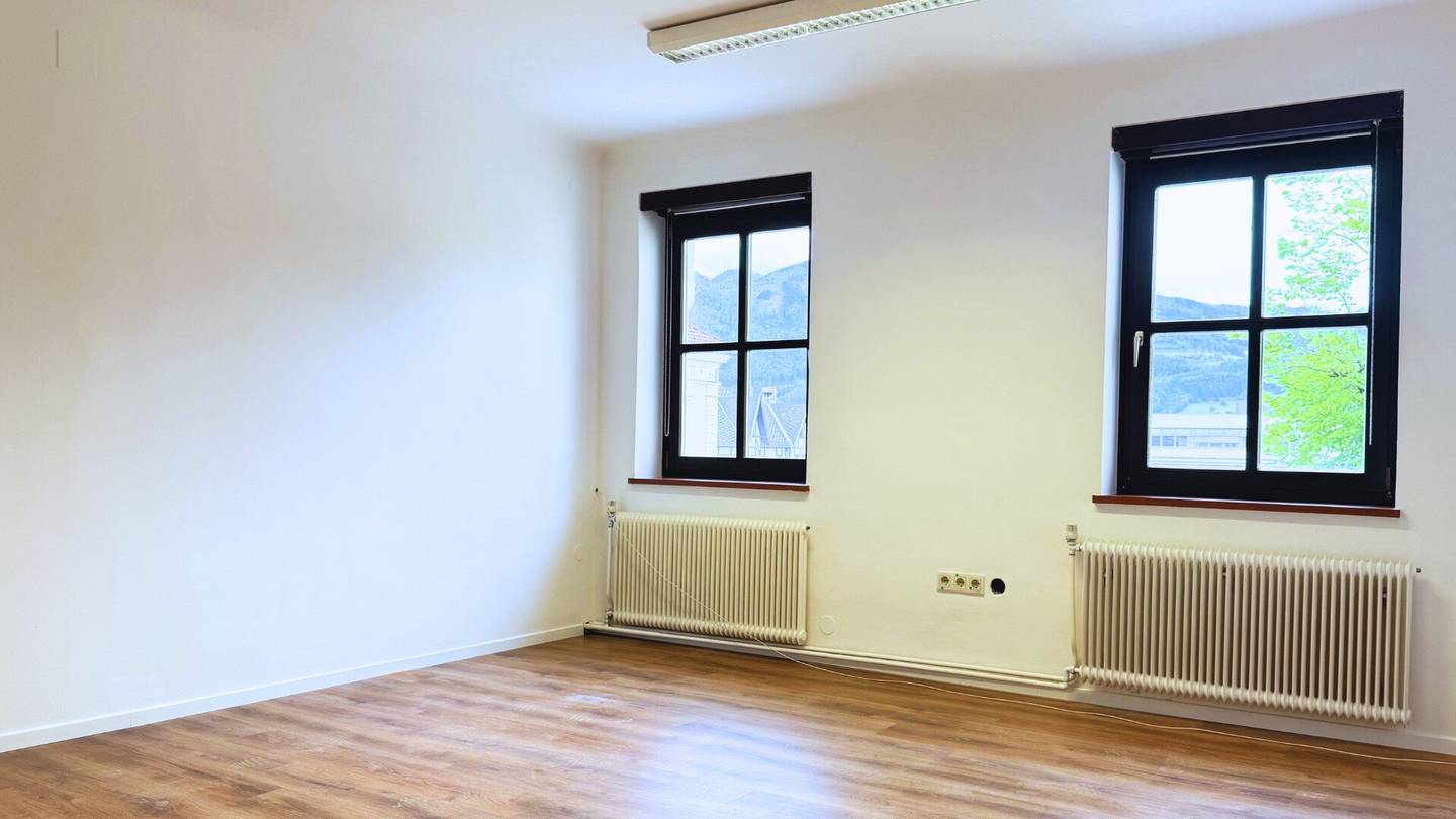Zwei Büro- oder Praxisräume - einzeln oder gemeinsam anmieten