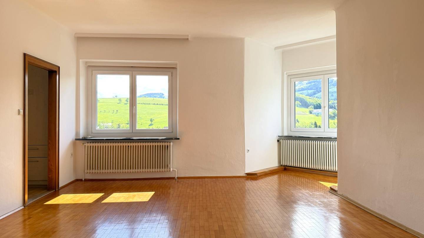 Zwei Wohnungen mit Grundstücksbeteiligung