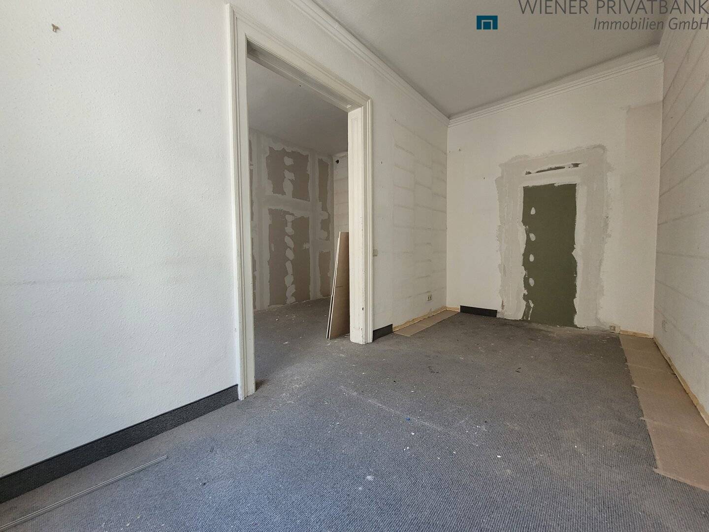 KOMPAKTE WOHNUNG ZUM SELBER GESTALTEN BEIM SERVITENVIERTEL