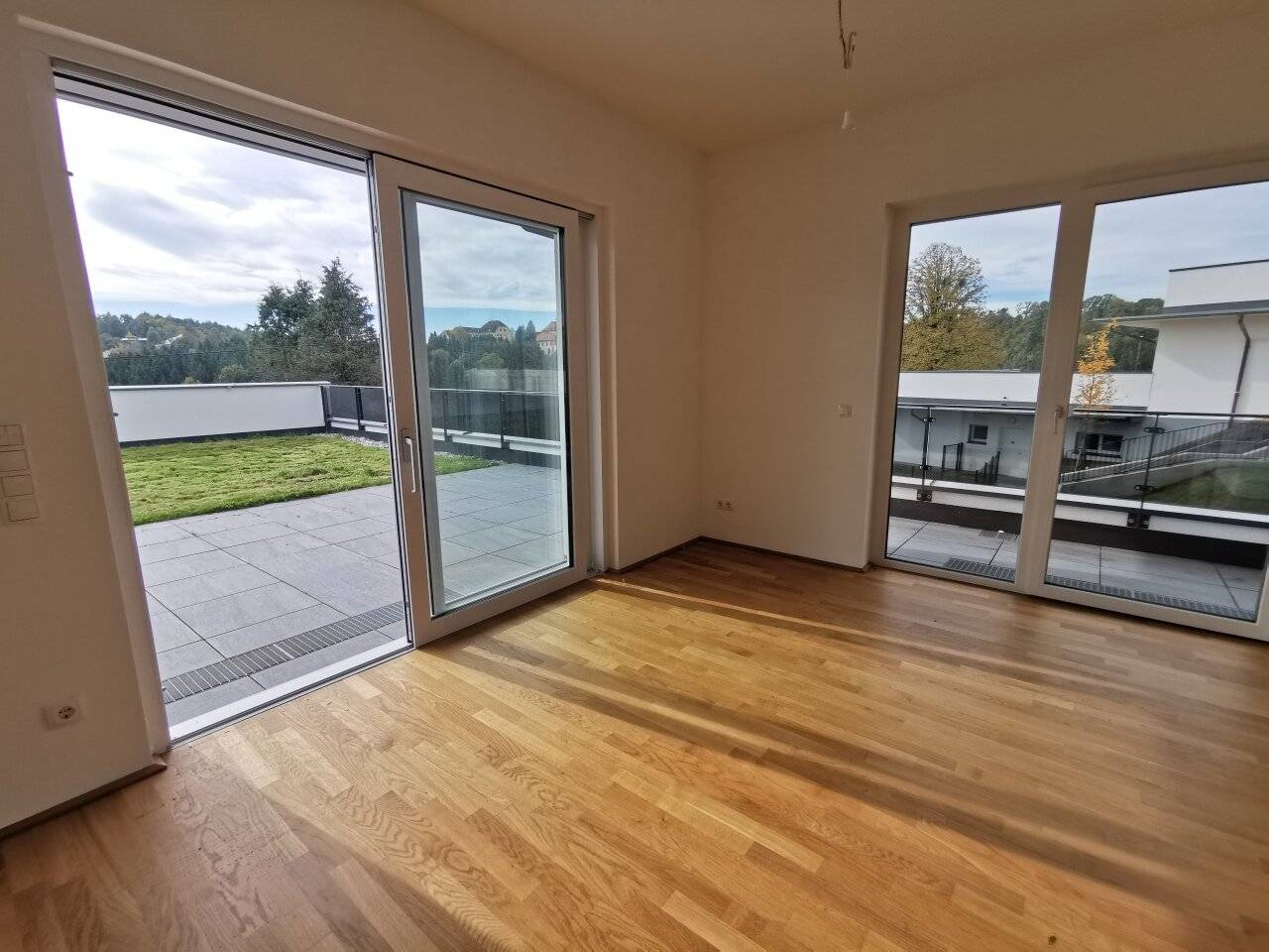 Erstbezug: Luxuriöse 3-Zimmer-Gartenwohnung mit Südwestterrasse nahe der Mariatroster Basilika! SONDERAKTION: 35 % Anzahlung - Restkaufpreis in 5 Jahren