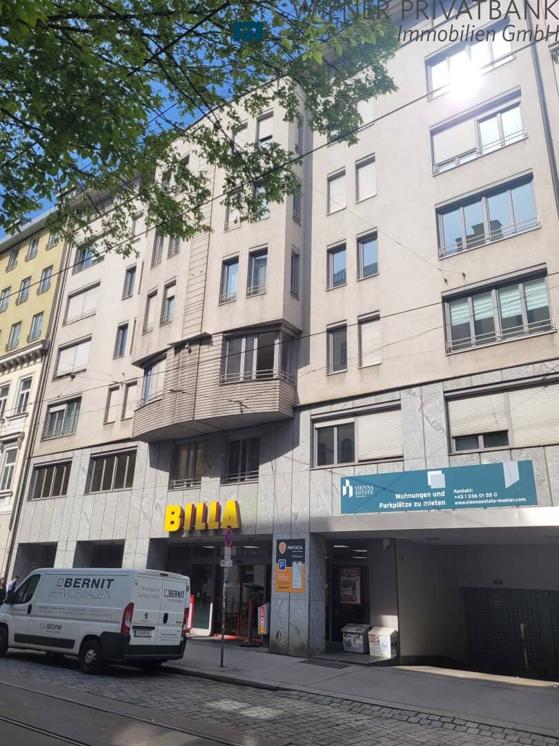 Quiet 1 room courtyard apartment on the 1st floor near the subway