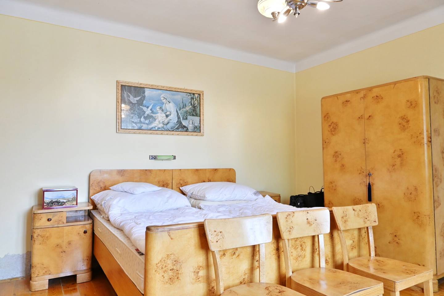 Mehr Raum für Ihre Ideen - Wohnhaus mit Geschäftsflächen & Nebengebäude in Platt (Retzer Land)
