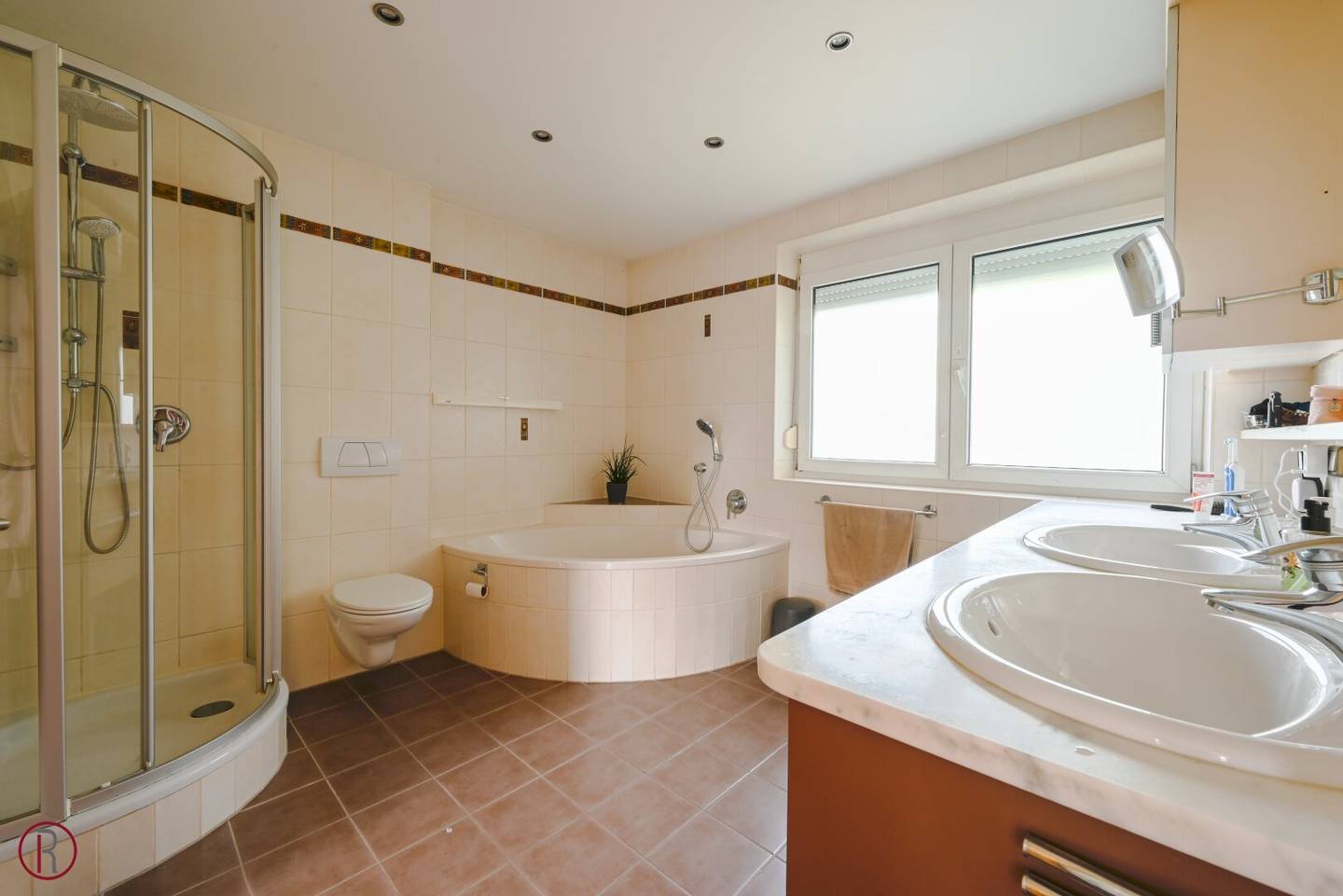 Penthouse-Feeling über den Dächern von Wiesing – 87 m² Wohnkomfort mit 54 m² Panorama-Dachterrasse