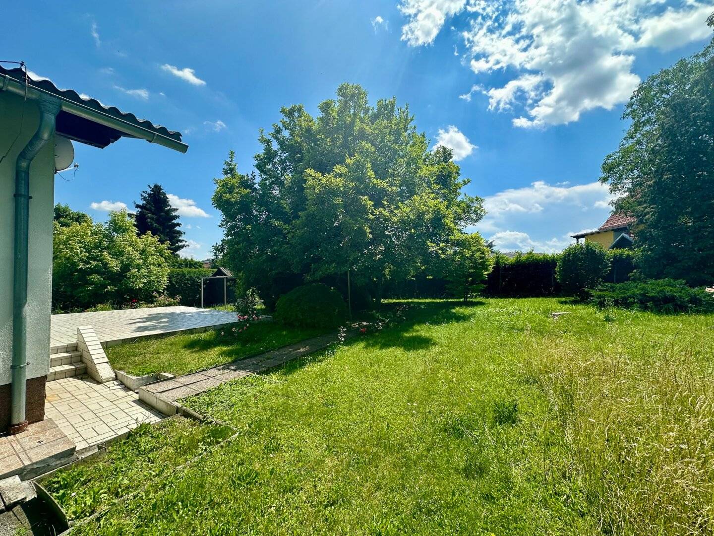1.000 m² Grundstück mit Altbestand in exklusiver Ruhelage von 8010 Graz (Ragnitz)