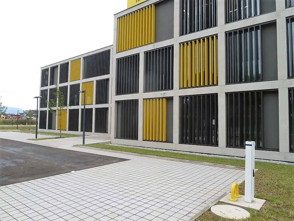 * * Strassgang/Seiersberg: Topmoderne Büroräumlichkeiten mit Parkplätzen im Süden von Graz! * *