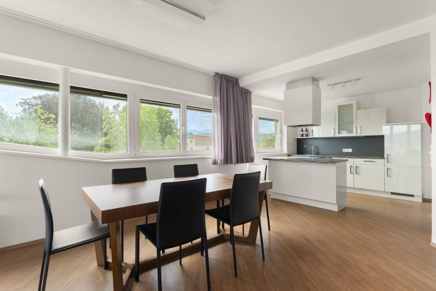 Stilvolle City-Residenz mit 3 Tiefgaragenplätzen – 147 m² Wohngenuss im Herzen von Klagenfurt