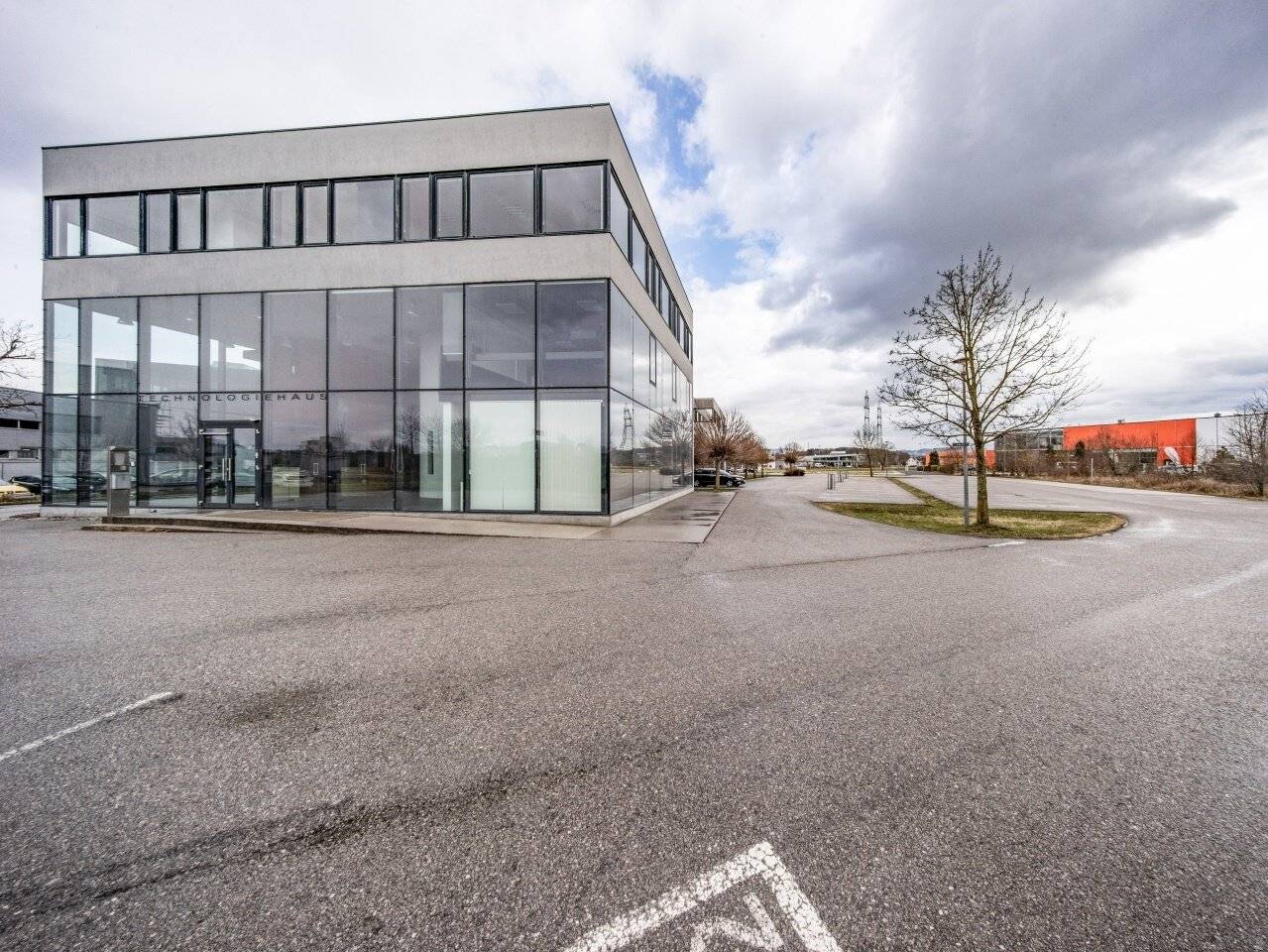 Büroflächen klimatisiert - perfekte Verkehrsanbindung