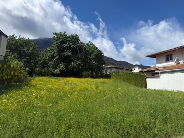 Wunderschön gelegenes, sonniges Baugrundstück für Ihr Einfamilien- oder Doppelhaus in Flaurling