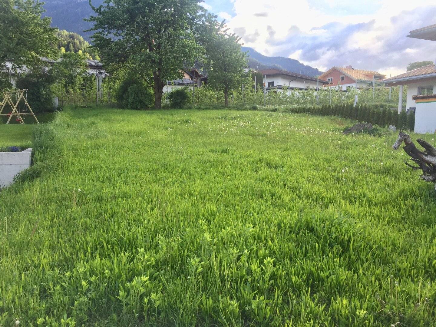 Wunderschön gelegenes, sonniges Baugrundstück für Ihr Einfamilien- oder Doppelhaus in Flaurling