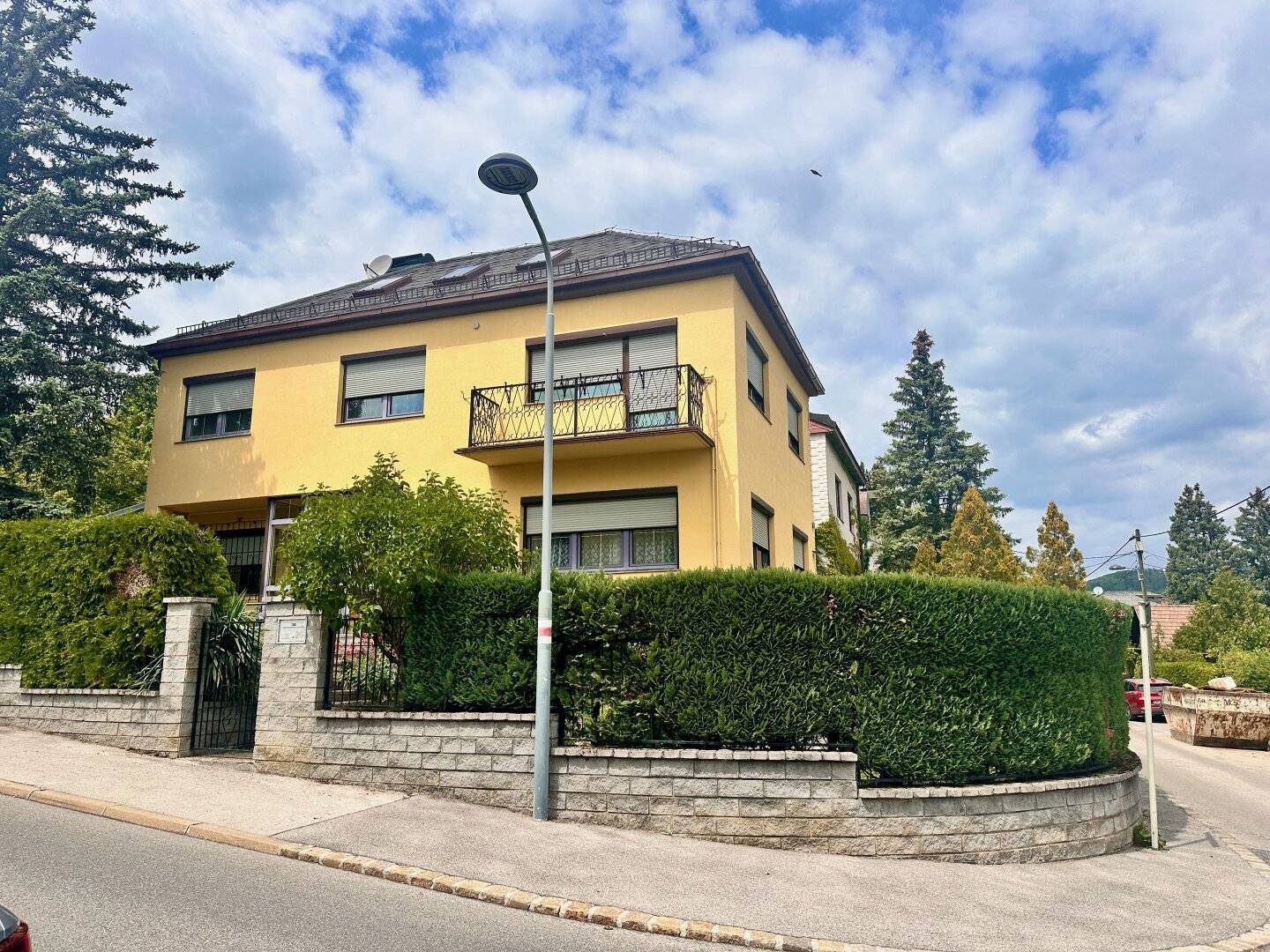 Gepflegtes Einfamilienhaus in begehrter Wohnlage in Wien-Penzing