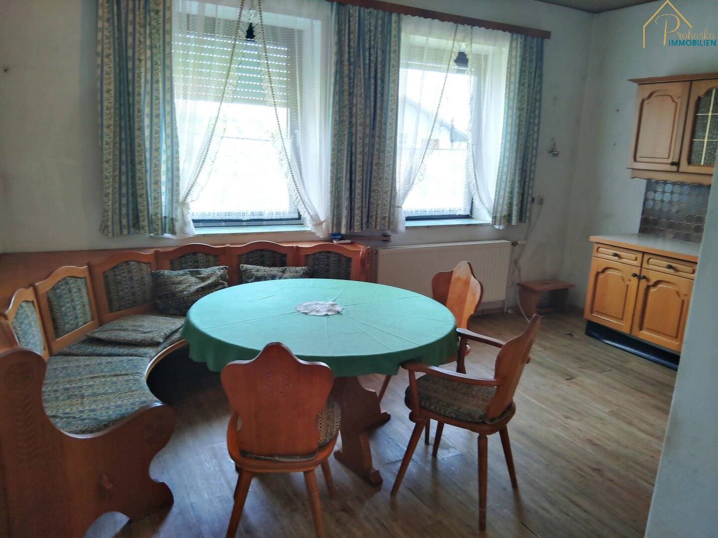 Bungalow in Kobersdorf: 5 Zimmer, Terrasse und viel Grün