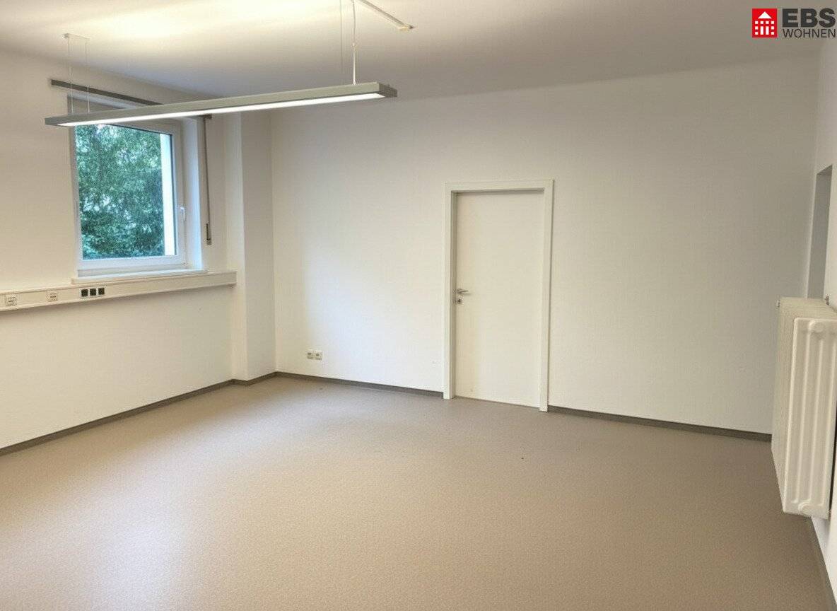 Möblierte Bürofläche (Umnutzung auf Wohnung möglich) im Erdgeschoss – zentral mitten in Salzburg