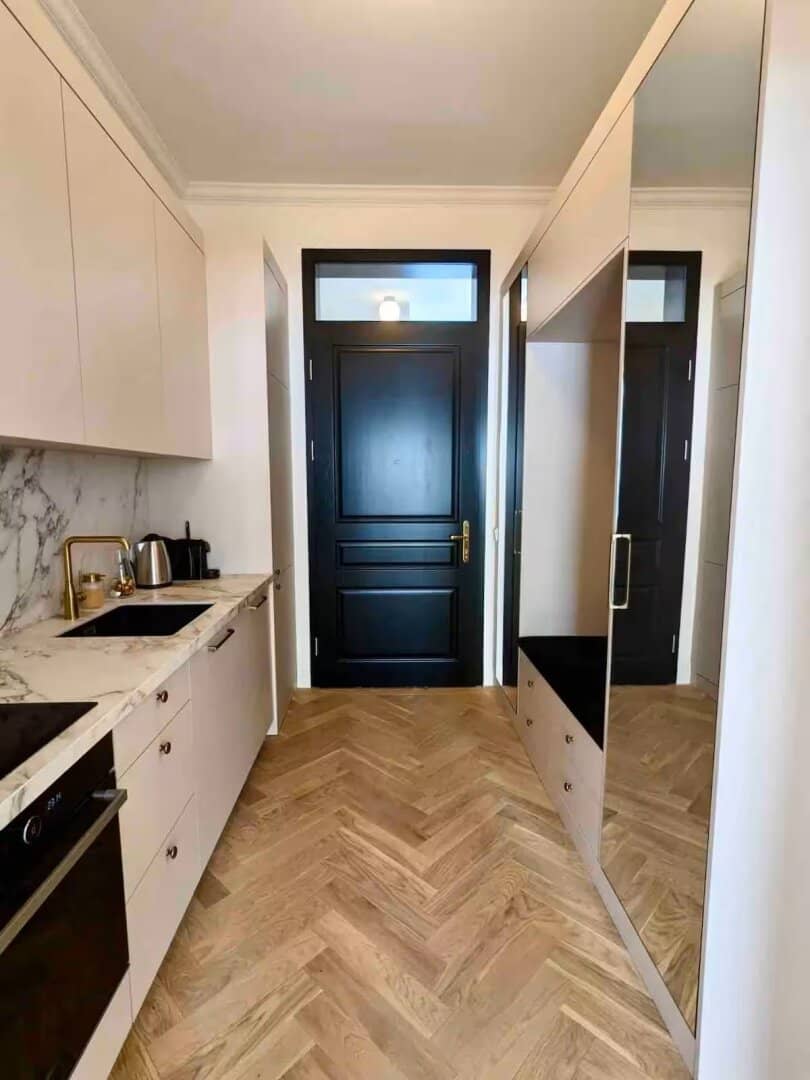 Wunderschön renovierte 2-Zimmer Altbauwohnung vollmöbliert | Cottageviertel