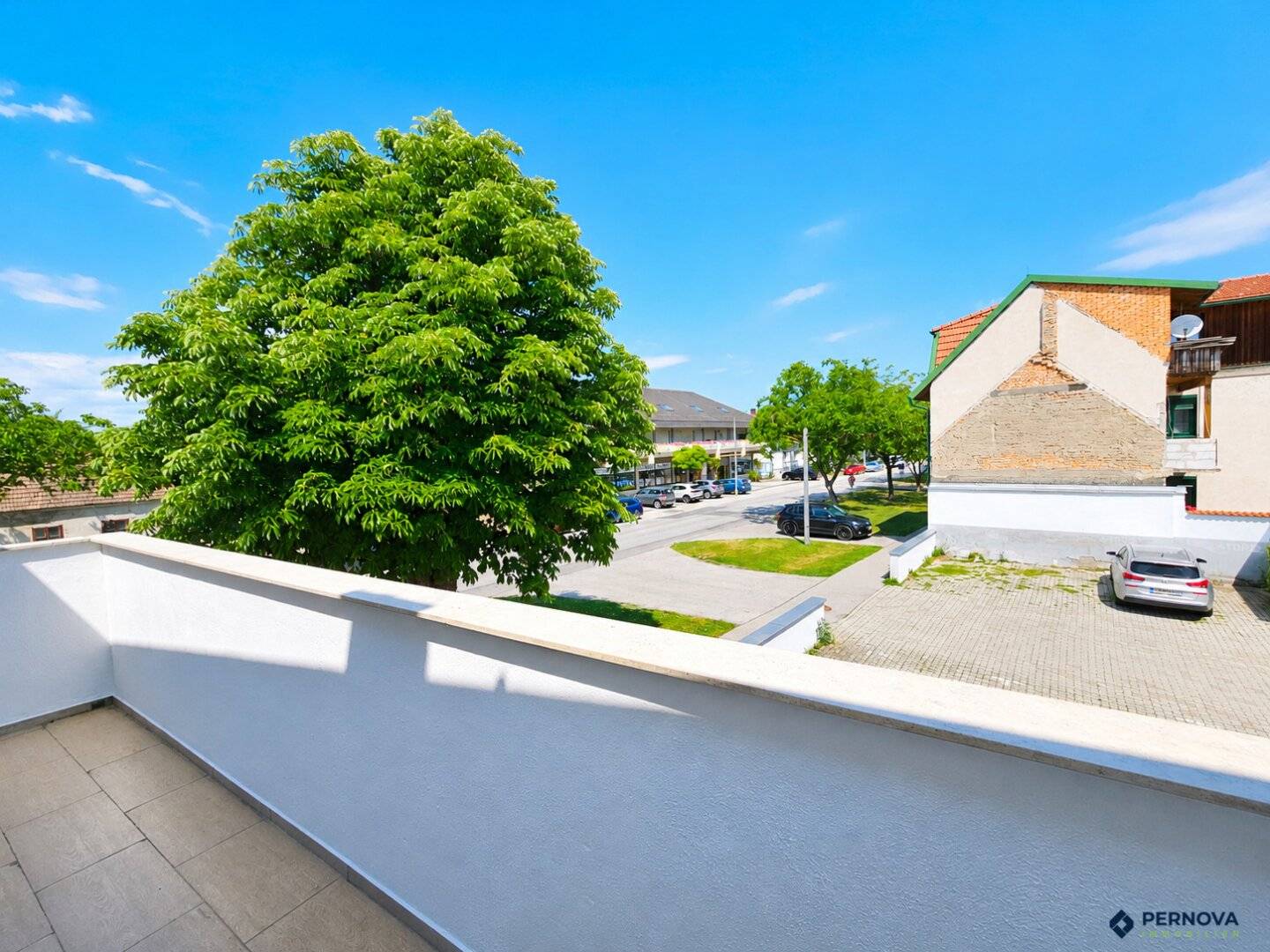 3-room new build apartment for rent - balcony and lake proximity near Neufelder See