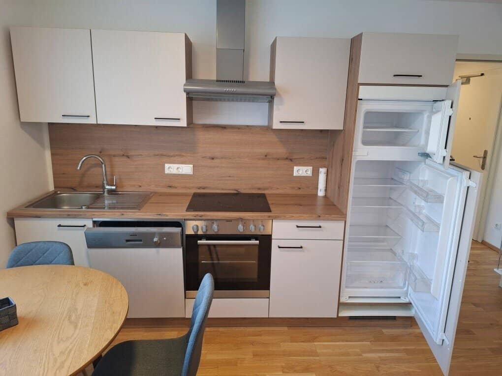 Gepflegte 2-Zimmer-Wohnung mit Küchenblock in Kapfenberg zu mieten !