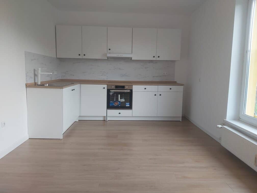 Renovierte 2-Zimmer-Wohnung mit neuwertigem Küchenblock in Langenwang im Mürztal zu mieten !