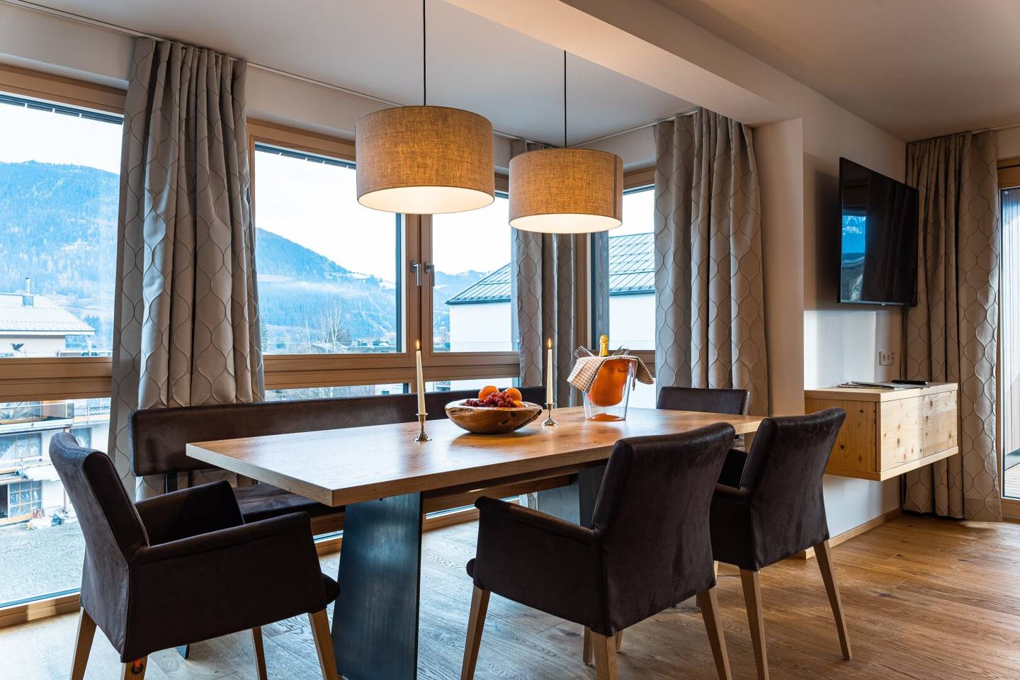 Lakeside Luxury Apartments - Exklusive Wohnung in Bestlage von Zell am Zee mit touristischer Nutzung