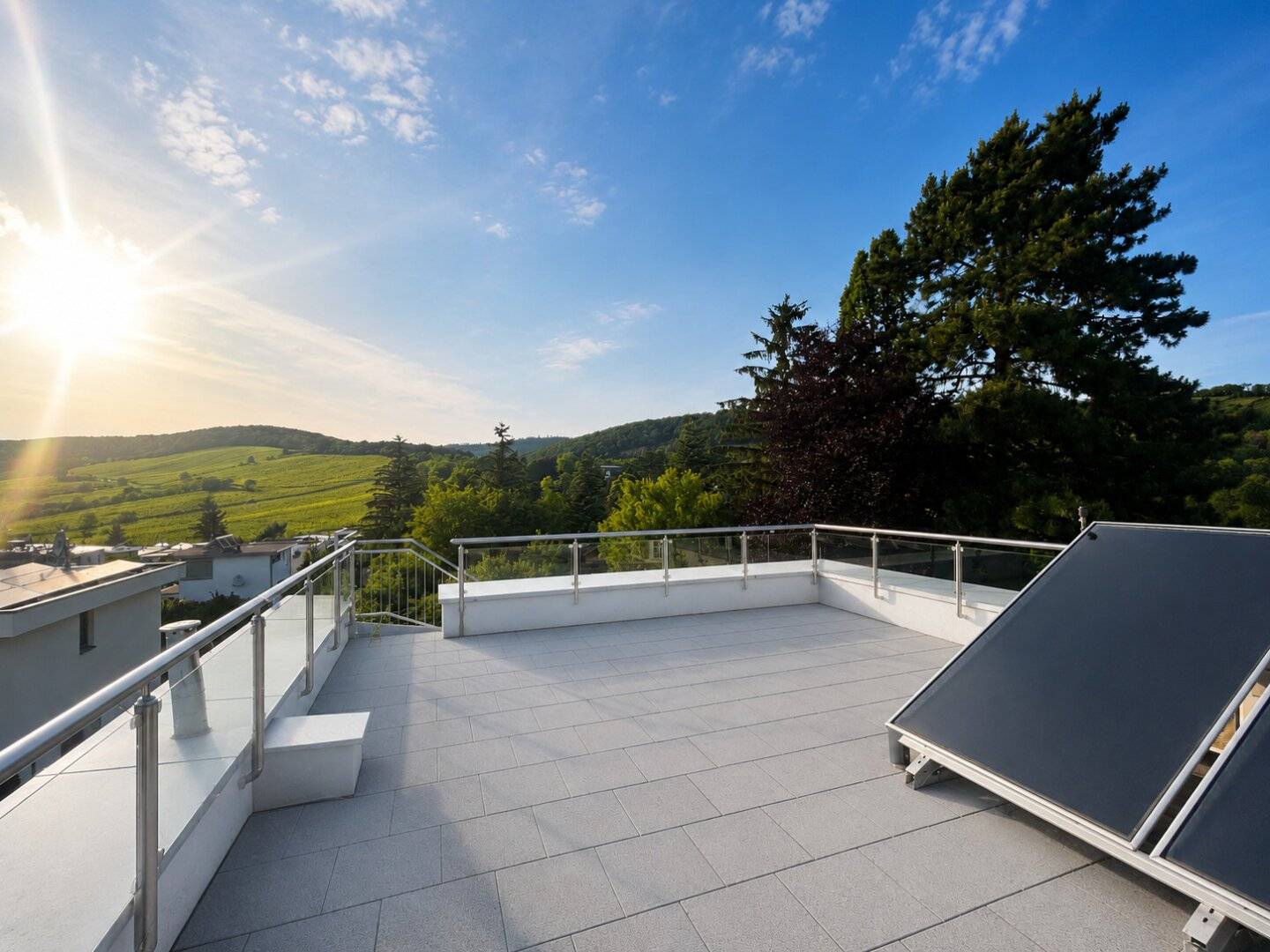 Erstbezug nach Sanierung: modernes Haus mit Garten, Dachterrasse & traumhaftem Weitblick in Sievering