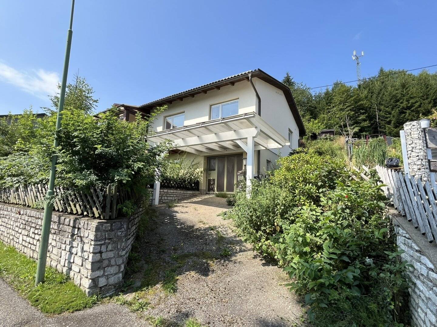++Judenburg: Voll unterkellertes Einfamilienhaus mit Wintergarten und Garage++