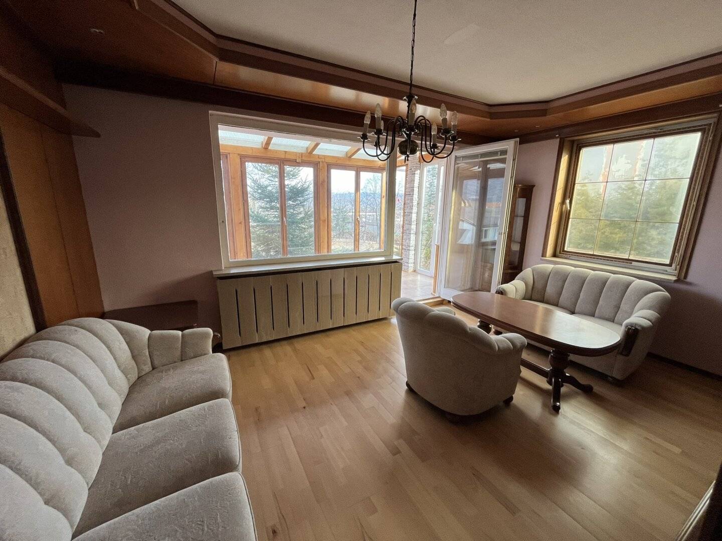 ++Judenburg: Voll unterkellertes Einfamilienhaus mit Wintergarten und Garage++