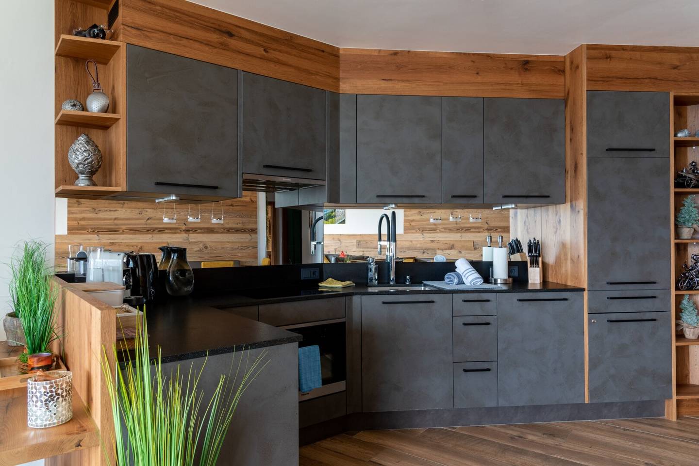 3-Zimmer-Luxus-Wohnung mit Garten und traumhaftem Seeblick in Zell am See