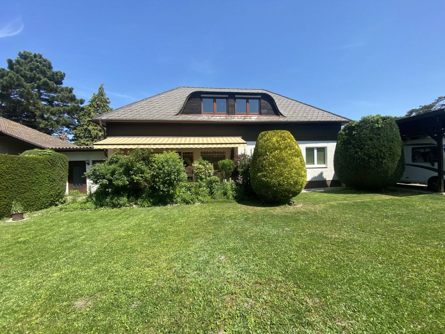 Einfamilienhaus auf Eigengrund nahe Neufeldersee