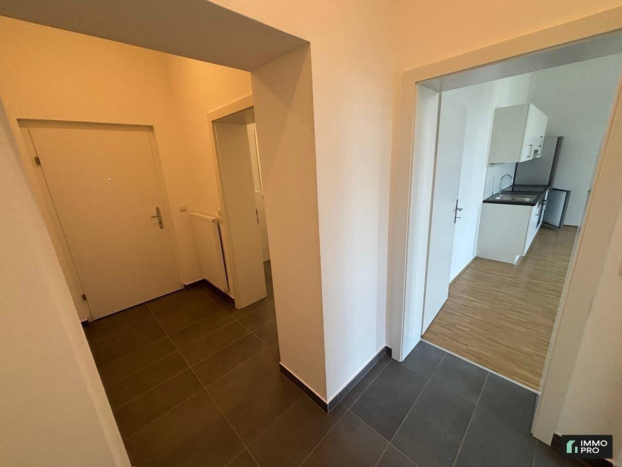 Helle 2-Zimmer Wohnung - Provisionsfrei!