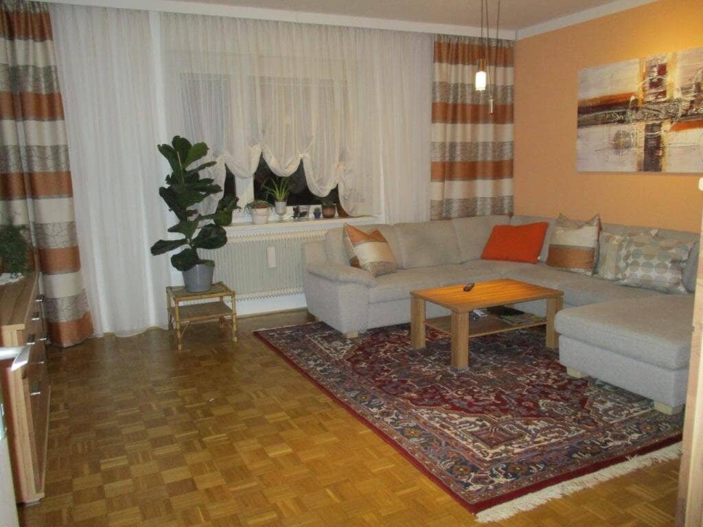 Gut vermietete Anlegerwohnung mit Loggia in Bruck/Mur zu kaufen !
