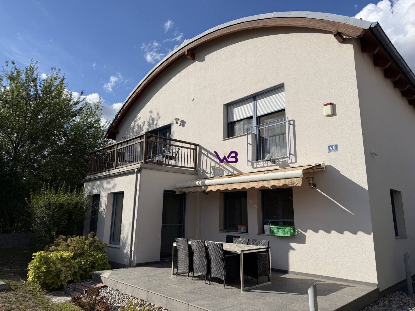 360° Rundgang-Großzügiges Einfamilienhaus mit 360 m² Nutzfläche, Garage und Swimmingpool!