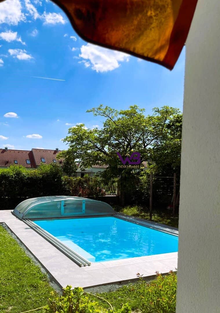 360° Rundgang-Großzügiges Einfamilienhaus mit 360 m² Nutzfläche, Garage und Swimmingpool!