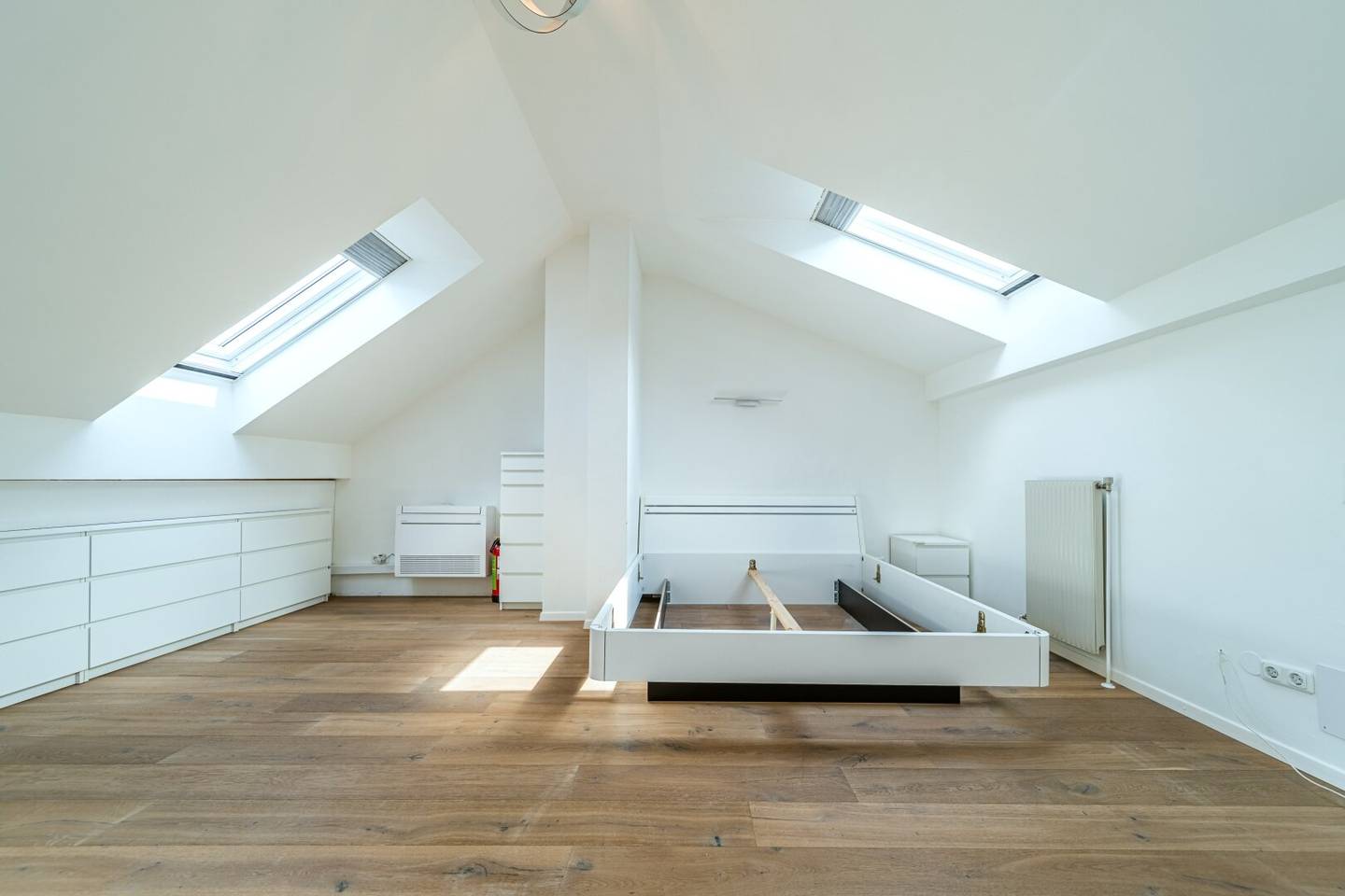 Provisionsfrei - Hochwertiges Reihenhaus mit Garten und mit viel Platz in guter Lage auf Eigengrund