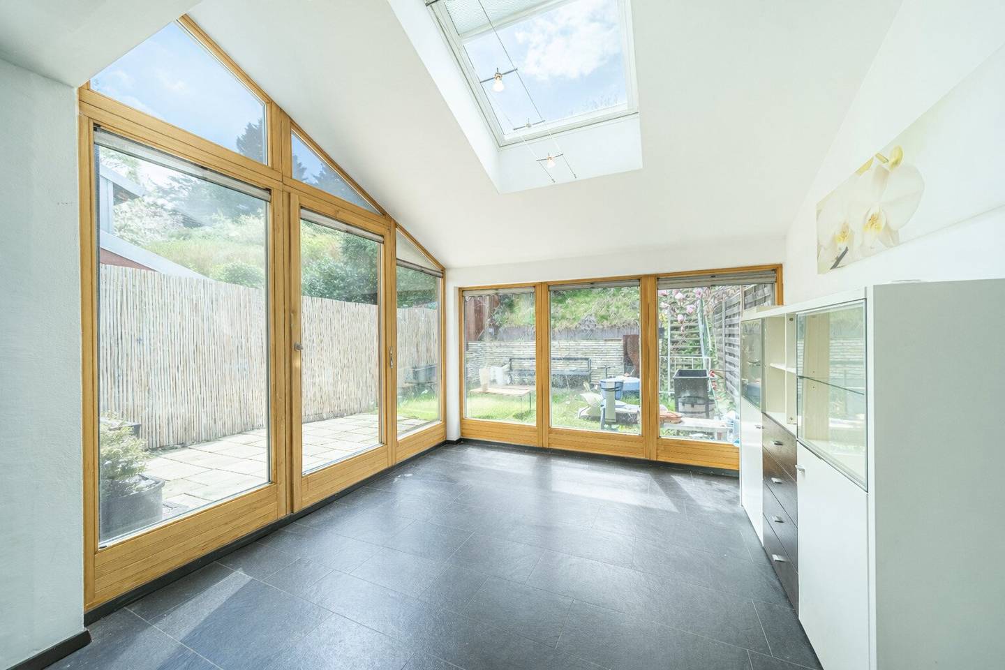 Provisionsfrei - Hochwertiges Reihenhaus mit Garten und mit viel Platz in guter Lage auf Eigengrund