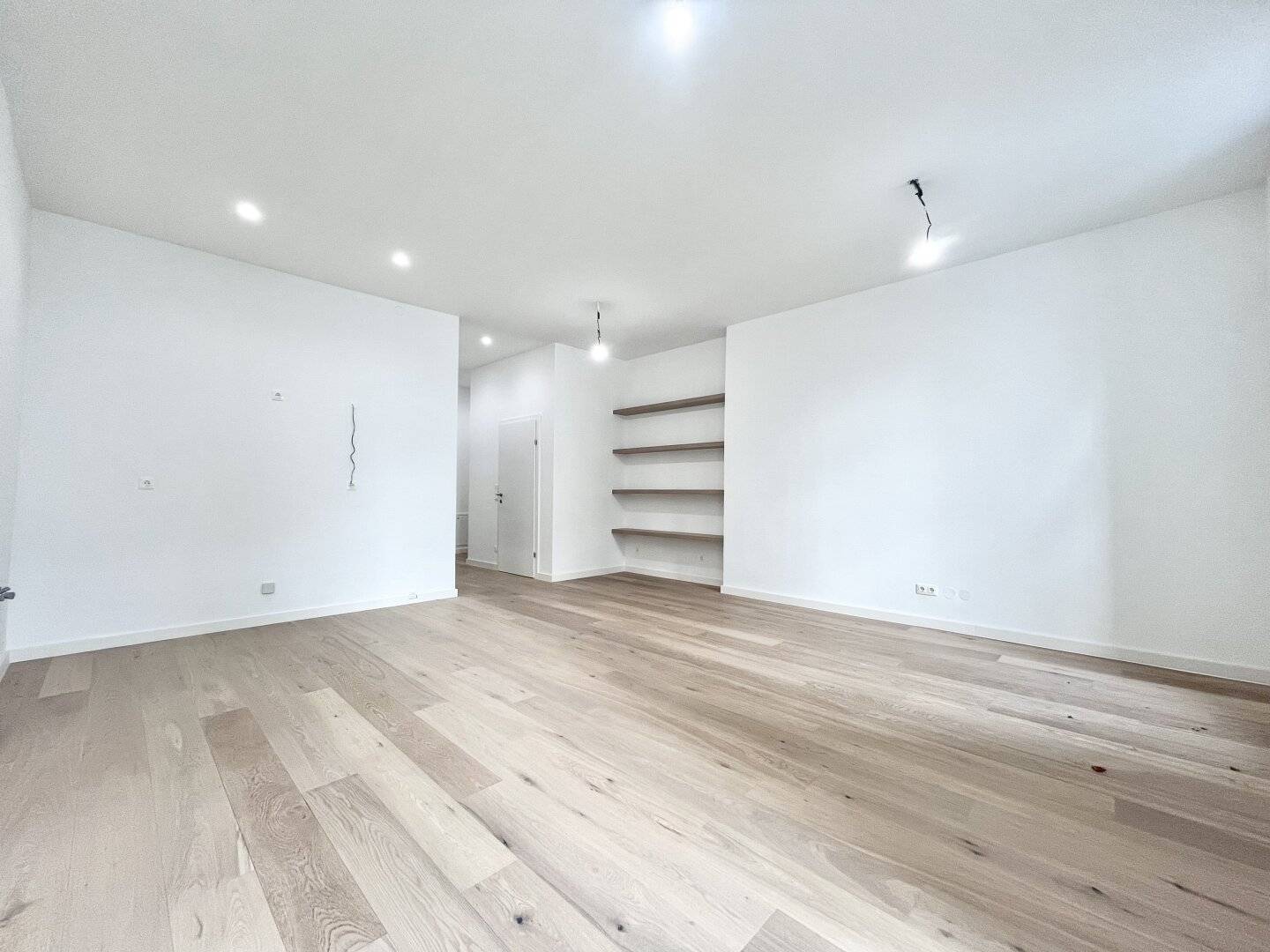 MODERNE 3 ZIMMER ALTBAUWOHNUNG NÄHE SCHLOSS BELVEDERE