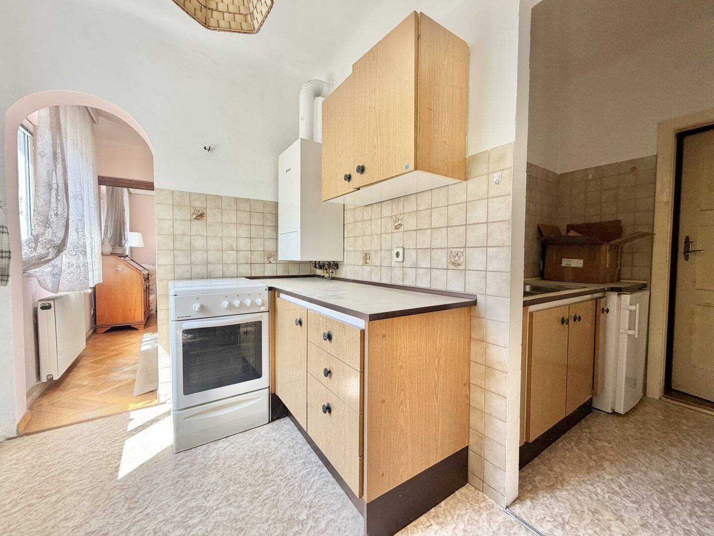 TOP-LAGE NEBEN DER TAUBSTUMMENGASSE – CHARMANTE 1-ZIMMER-WOHNUNG MIT POTENZIAL
