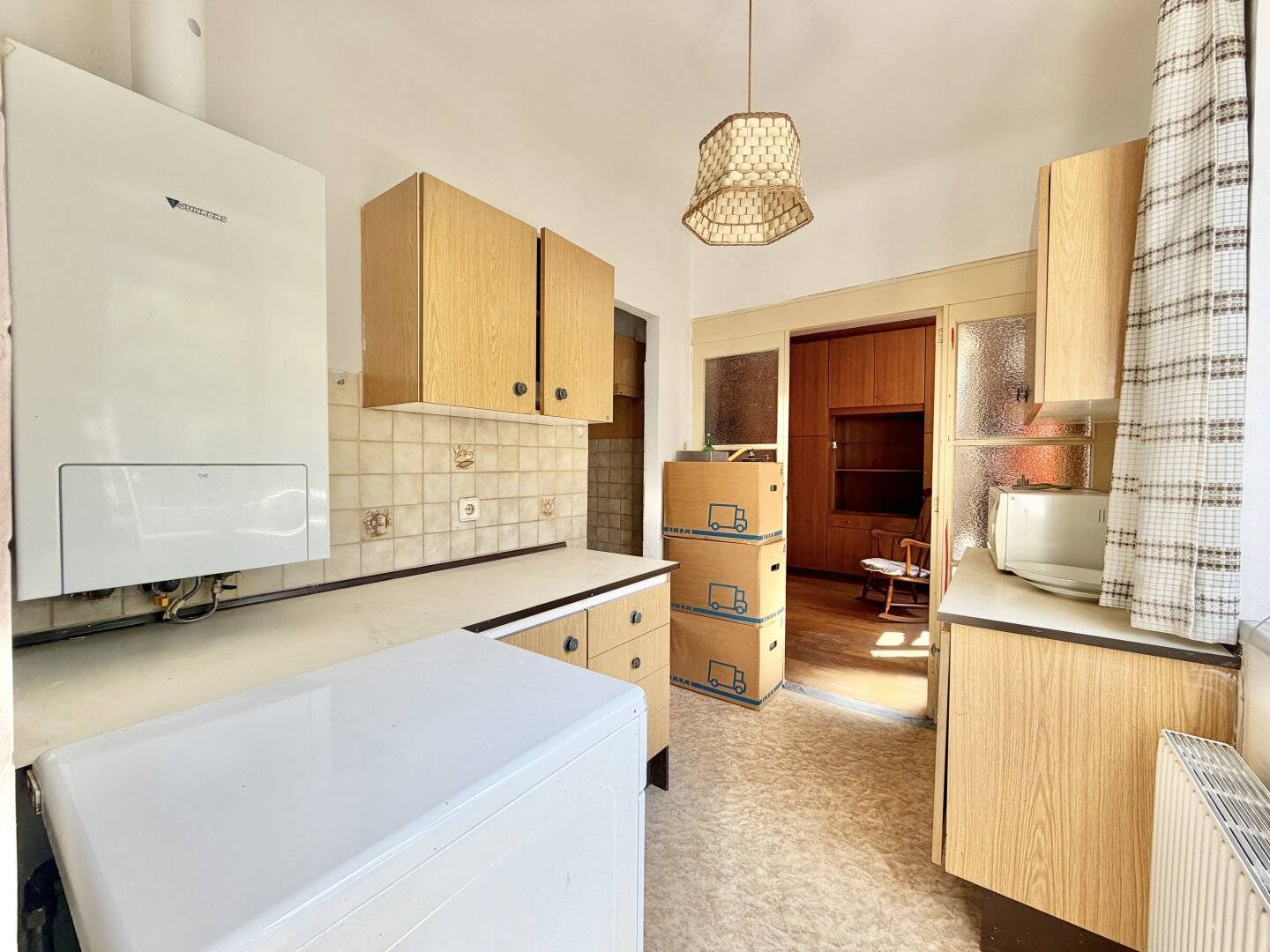 TOP-LAGE NEBEN DER TAUBSTUMMENGASSE – CHARMANTE 1-ZIMMER-WOHNUNG MIT POTENZIAL