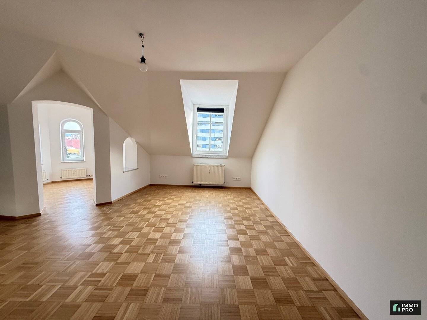 Helle 2-Zimmer-Wohnung