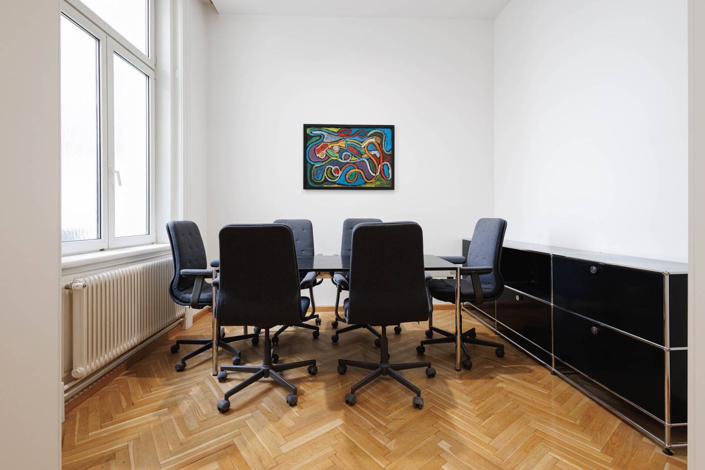 ALL-INCLUSIVE 2 ZIMMER BÜRO MIT EIGENEM BESPRECHUNGSRAUM DIREKT AM GRABEN