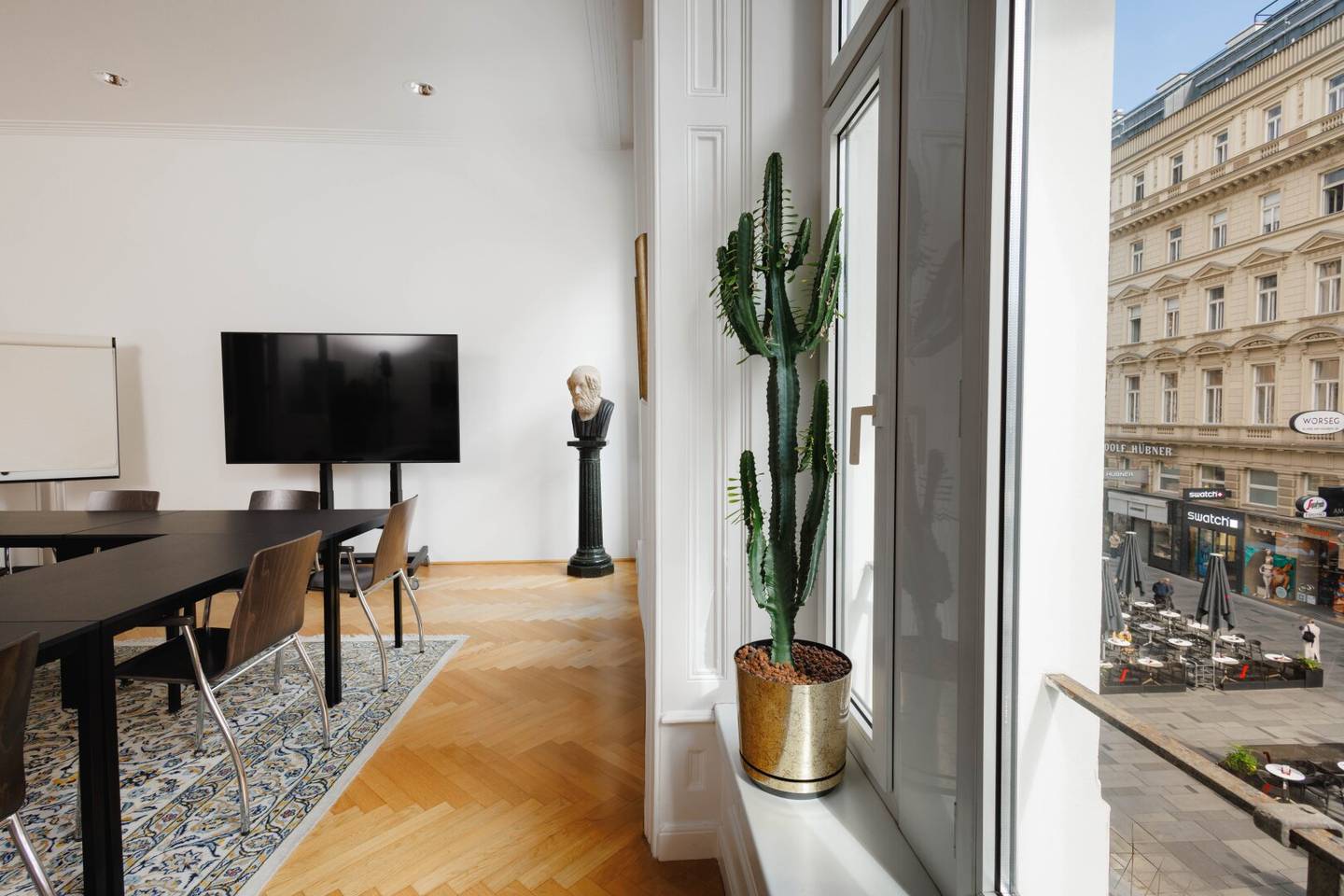 ALL-INCLUSIVE - EXKLUSIVES BÜRO MIT BLICK AM GRABEN UND STEPHANSDOM