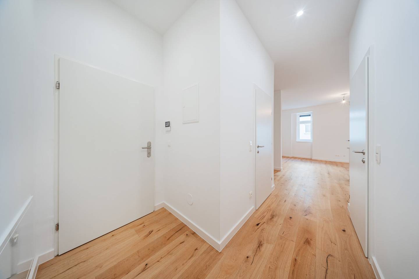 TOP MODERNE 2 ZIMMER ALTBAUWOHNUNG NÄHE SCHLOSS BELVEDERE