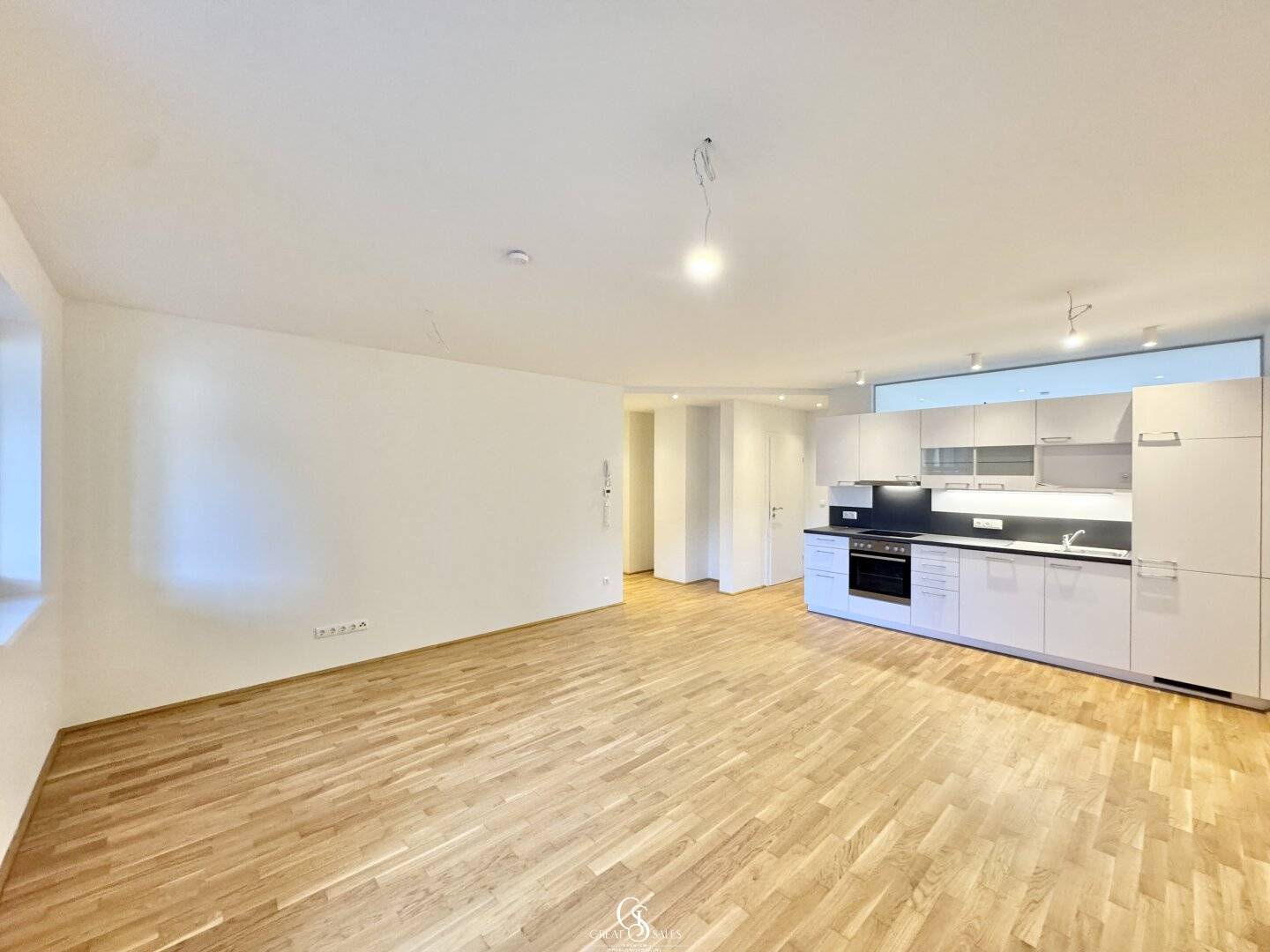 Stilvolle Wohnung mit Balkon und beeindruckendem Blick auf den Schlossberg