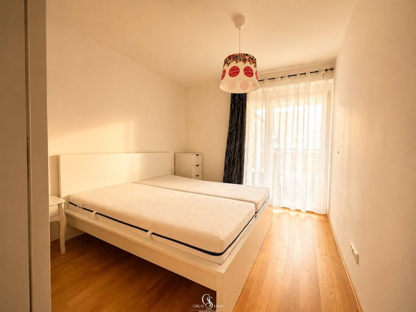 Sonnige 2-Zimmer-Eigentumswohnung mit großer Terrasse und Carportstellplatz