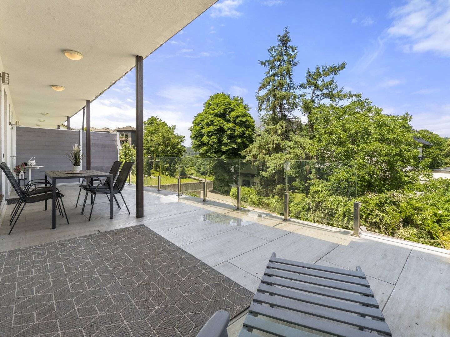 Sekirn am Wörthersee : Moderne Terrassenwohnung mit PV-Anlage +  E - Ladestation  +  Seenähe  -- Top 9