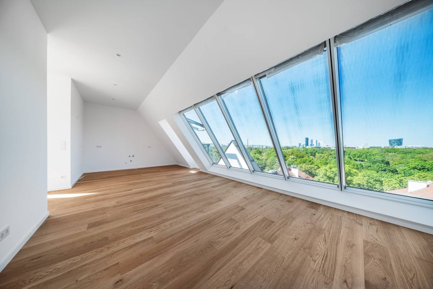 EXKLUSIVE DG-MAISONETTE MIT PANORAMA ÜBER WIENER SKYLINE & PRATER