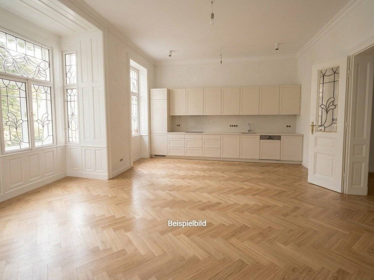 Laurentiusplatz - Erstbezug nach Generalsanierung, zentraler 5 Zimmer Altbau