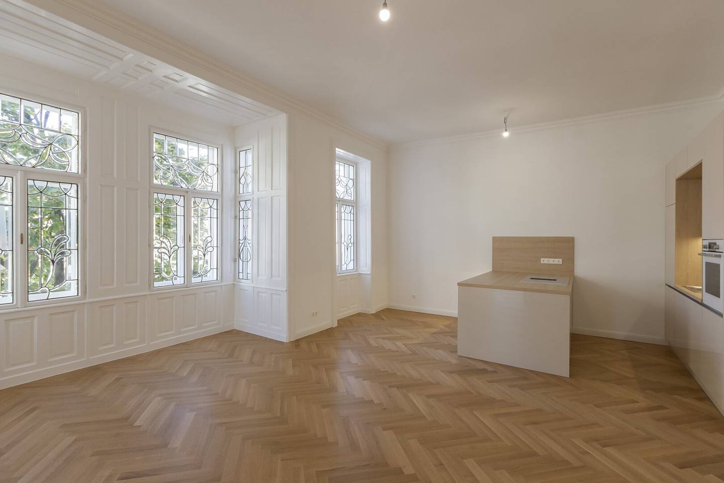 Laurentiusplatz - Erstbezug nach Generalsanierung, zentraler 5 Zimmer Altbau
