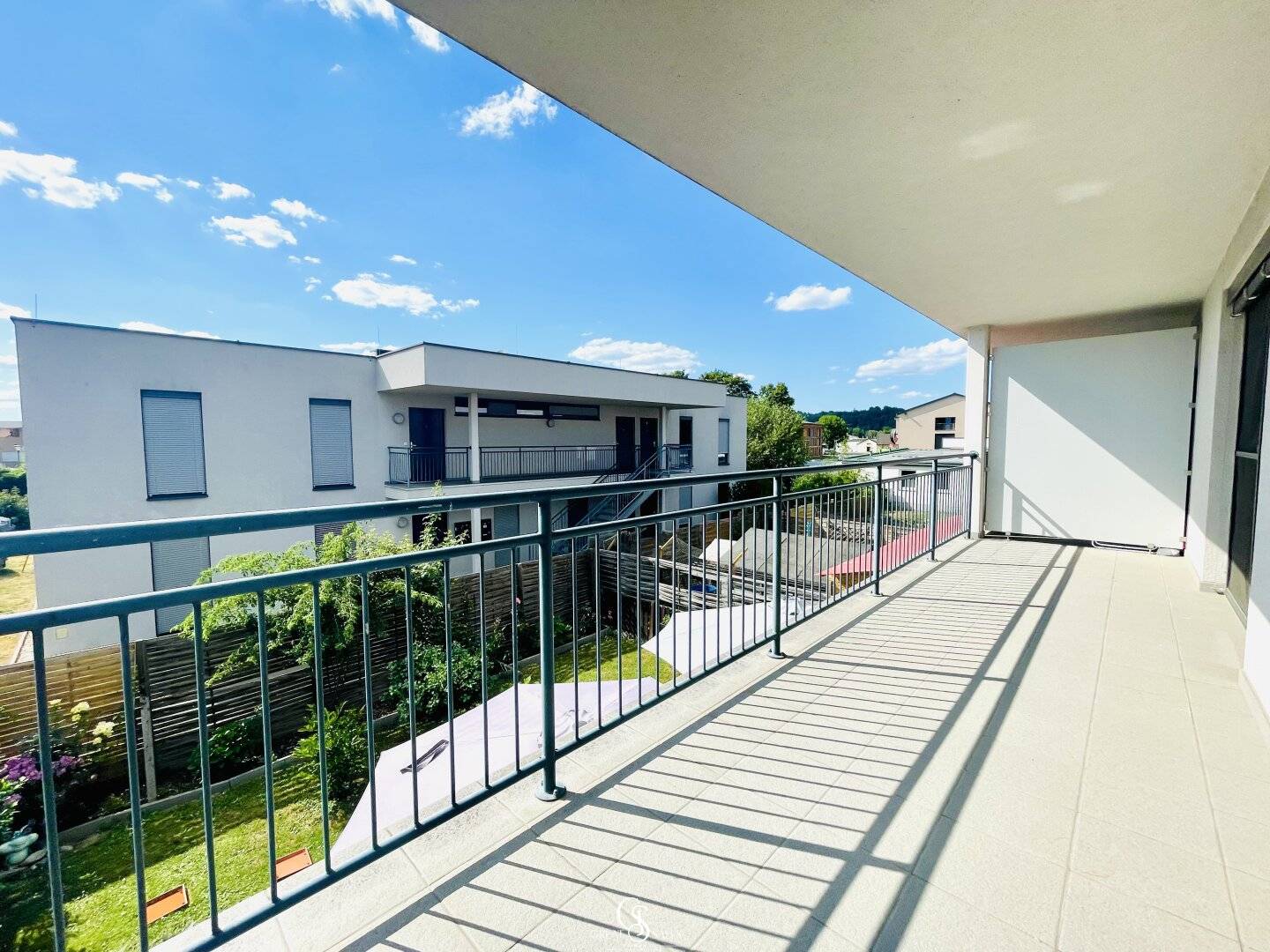 Attraktive und helle 3-Zimmer-Eigentumswohnung mit großem Balkon & Parkplatz!
