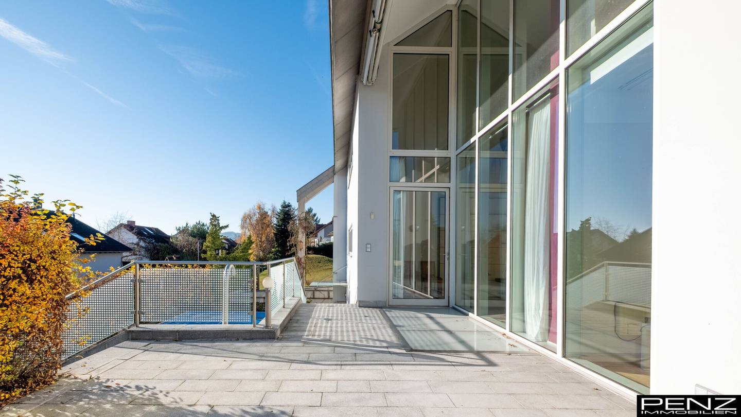 GALLNEUKIRCHEN: Großes Traumhaus mit eleganter Architektur