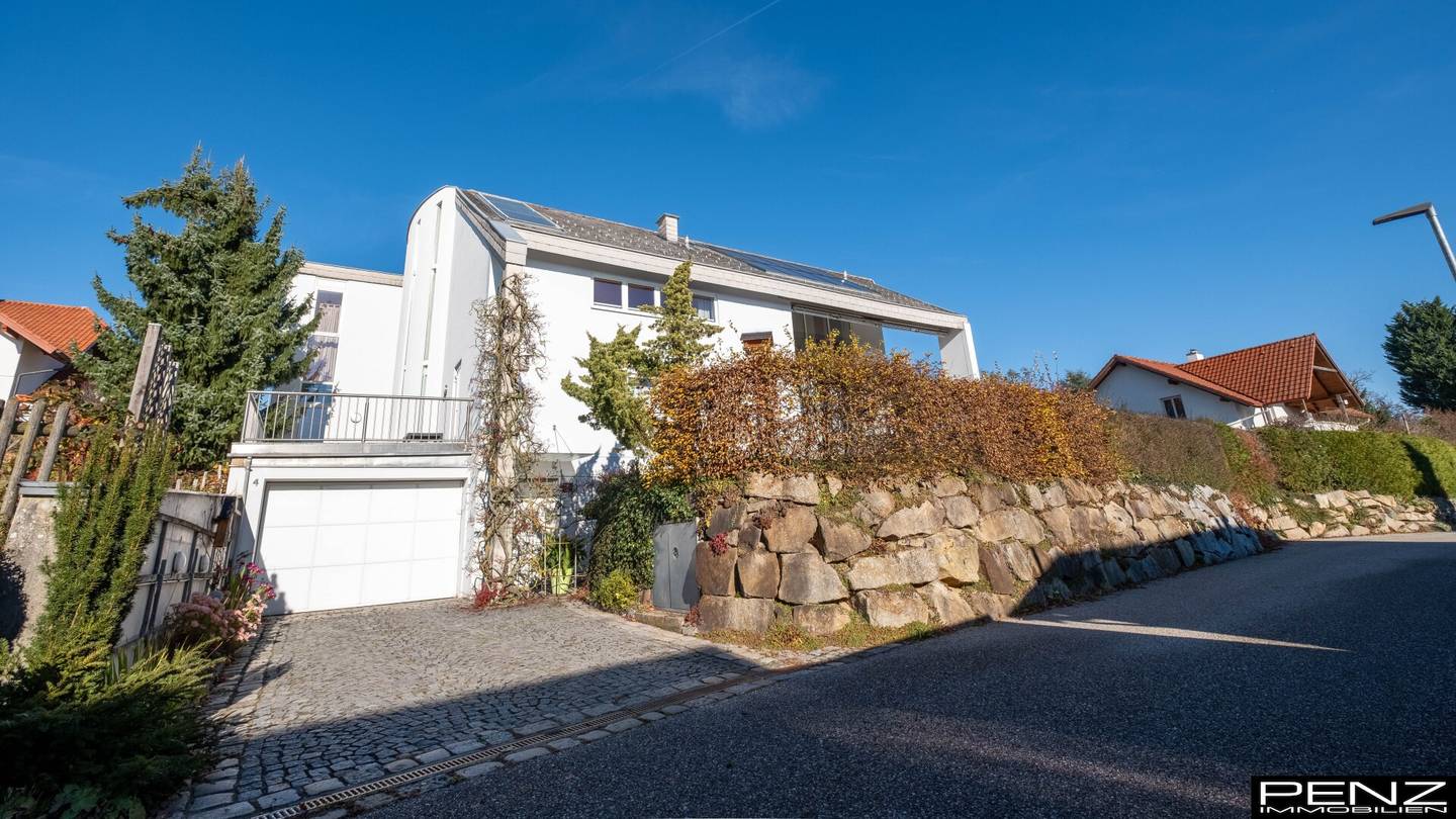 GALLNEUKIRCHEN: Großes Traumhaus mit eleganter Architektur